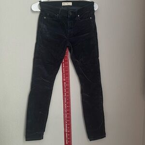 Gap. True skinny. Size 25 corduroy